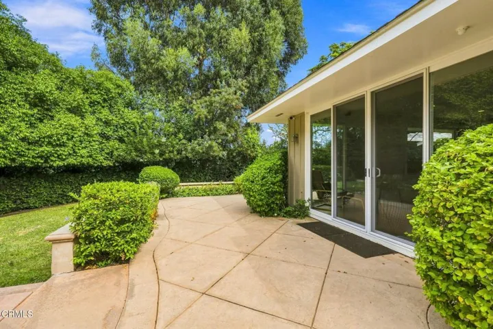 Family Room Yard