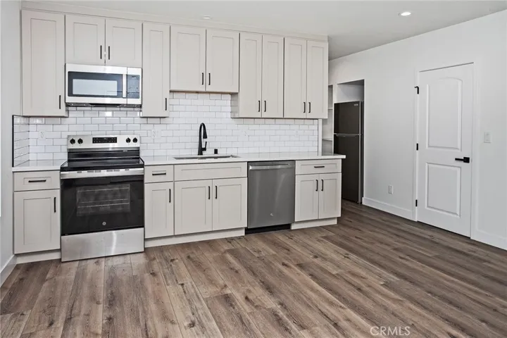Unit 218 Kitchen and Dining