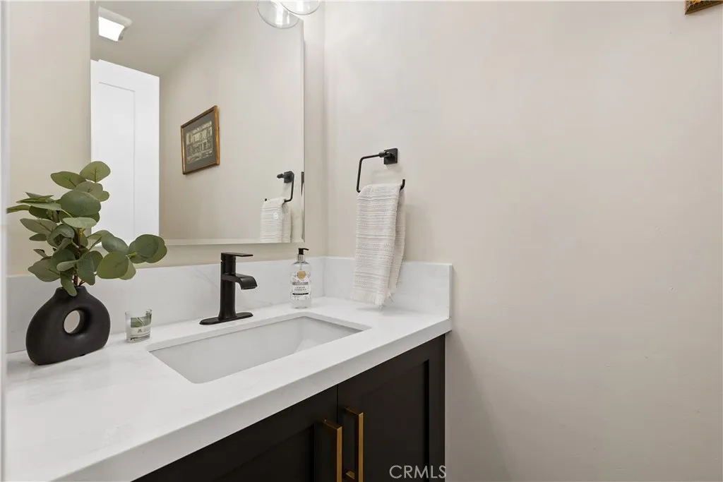 Powder Room Powder Room
