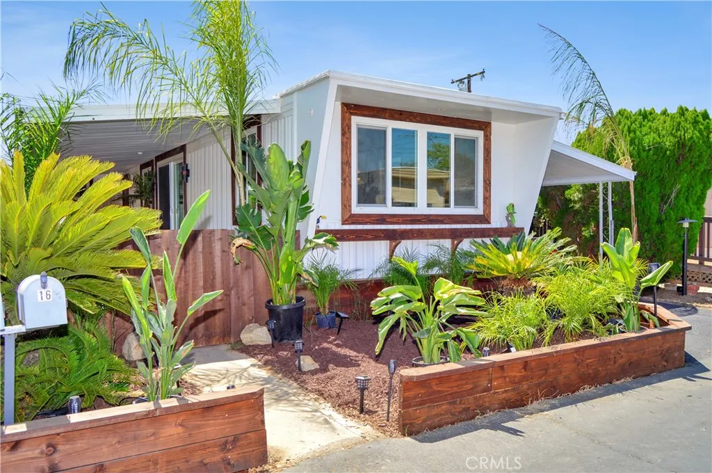 Your Remodeled Tropical Oasis is Ready and Waiting for You to Make It Yours! You Deserve This! Your Remodeled Tropical Oasis is Ready and Waiting for You to Make It Yours! You Deserve This!