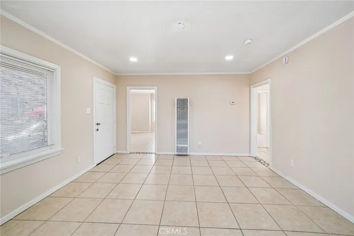 12814 Benson B, Chino, California 91710 — photo 4