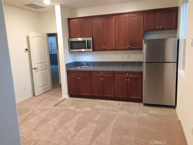 7906 Sea Salt, Fontana, California 92336 — photo 5