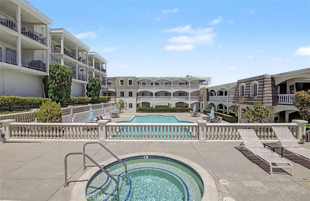2020 S Western 3, San Pedro, California 90732 — photo 4