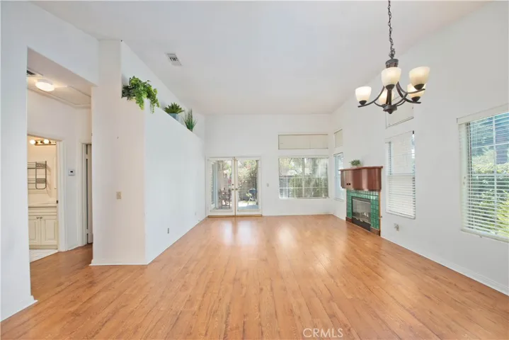 2464 Pleasant Grove Circle, Thousand Oaks, California 91362 — photo 5