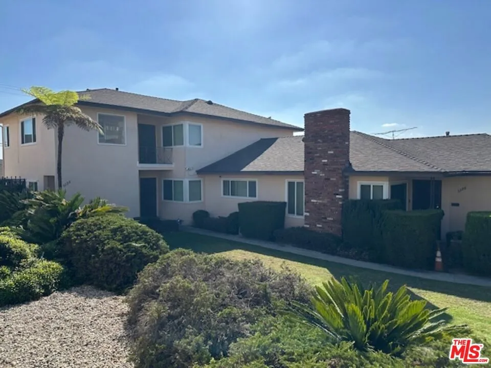 5128 W Slauson Ave