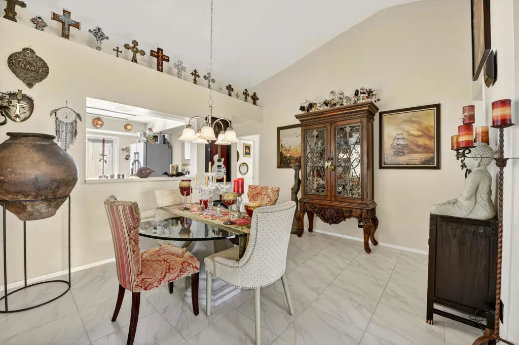 218 Desert Falls Drive E, Palm Desert, California 92211 — photo 5