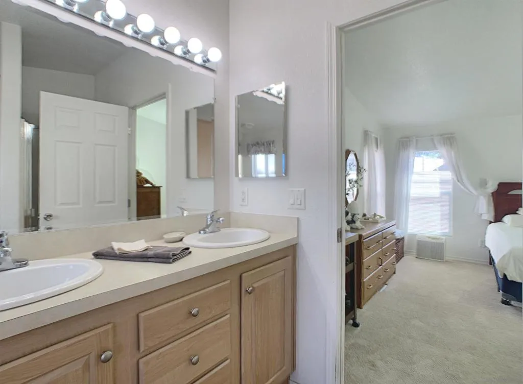 Primary Bath/Spa
