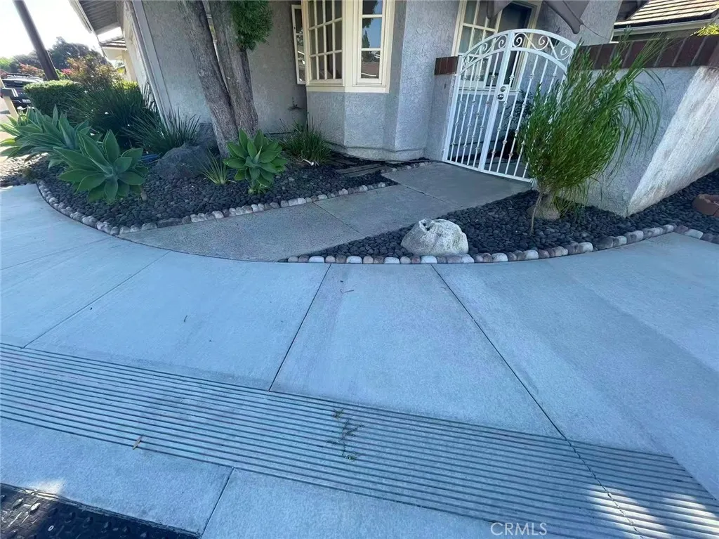 2 Redhawk, Irvine, California 92604 — photo 4