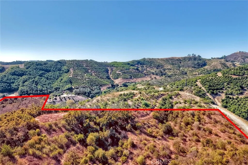 2 Via De Los Robles, Temecula, California 92590 — photo 5