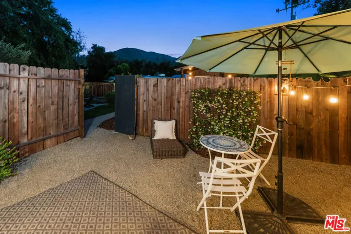 272 N Topanga 5, Topanga, California 90290 — photo 5