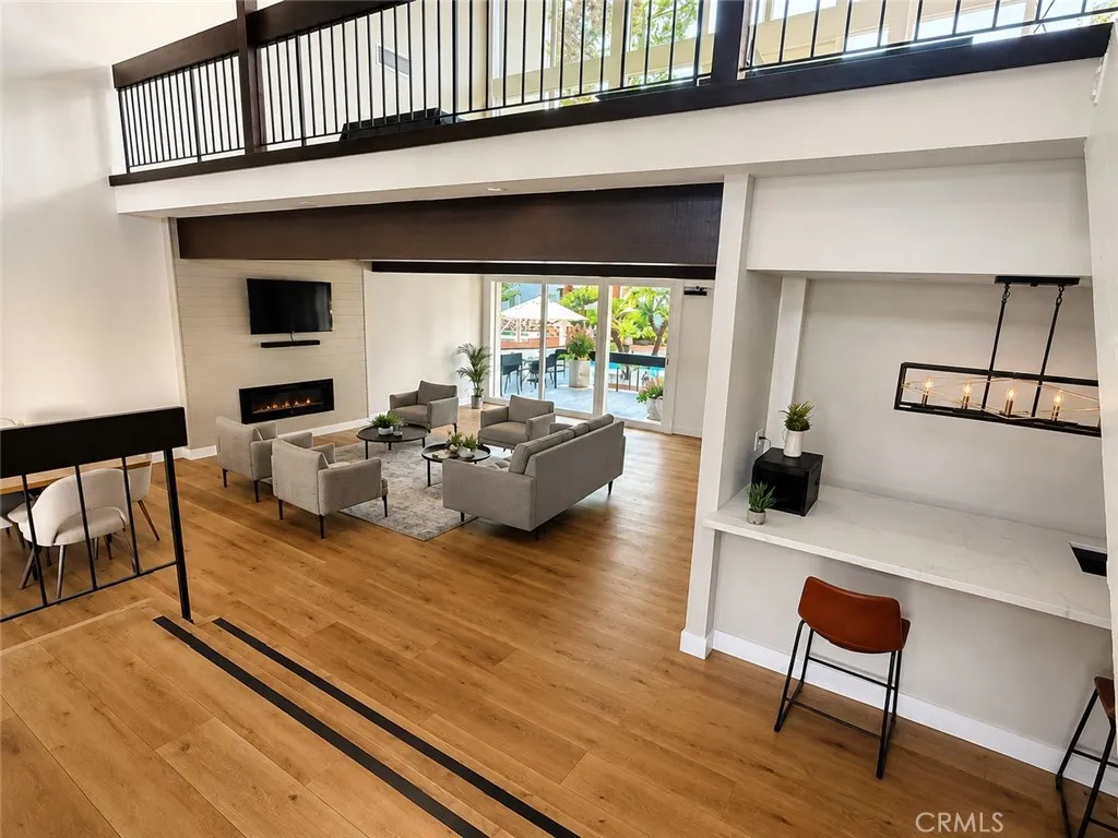 18645 Hatteras Street 206, Tarzana, California 91356 — photo 5