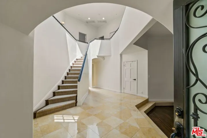 236 South S La Peer Drive, Beverly Hills, California 90211 — photo 4