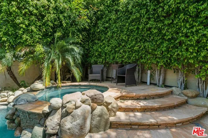 236 South S La Peer Drive, Beverly Hills, California 90211 — photo 5