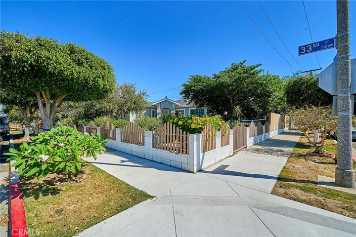 1390 W 33rd Street, Long Beach, California 90810 — photo 5
