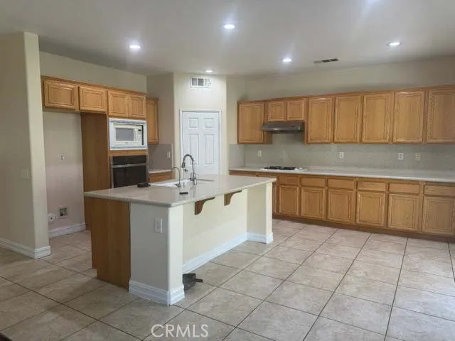 13884 Oak Tree, Corona, California 92880 — photo 4