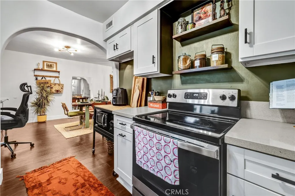 215 N Kenwood, Glendale, California 91206 — photo 5