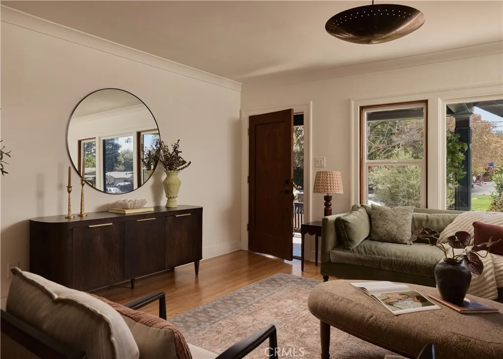 gallery-image 3