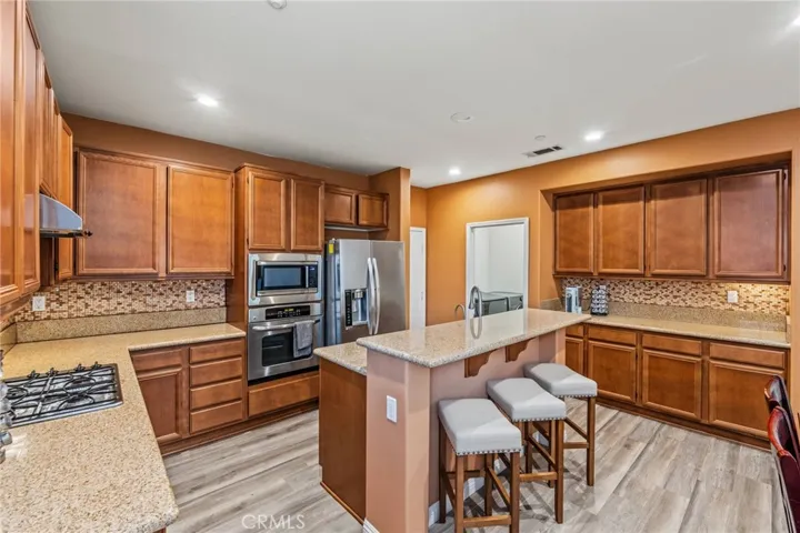 16575 Butano Place, Fontana, California 92336 — photo 4