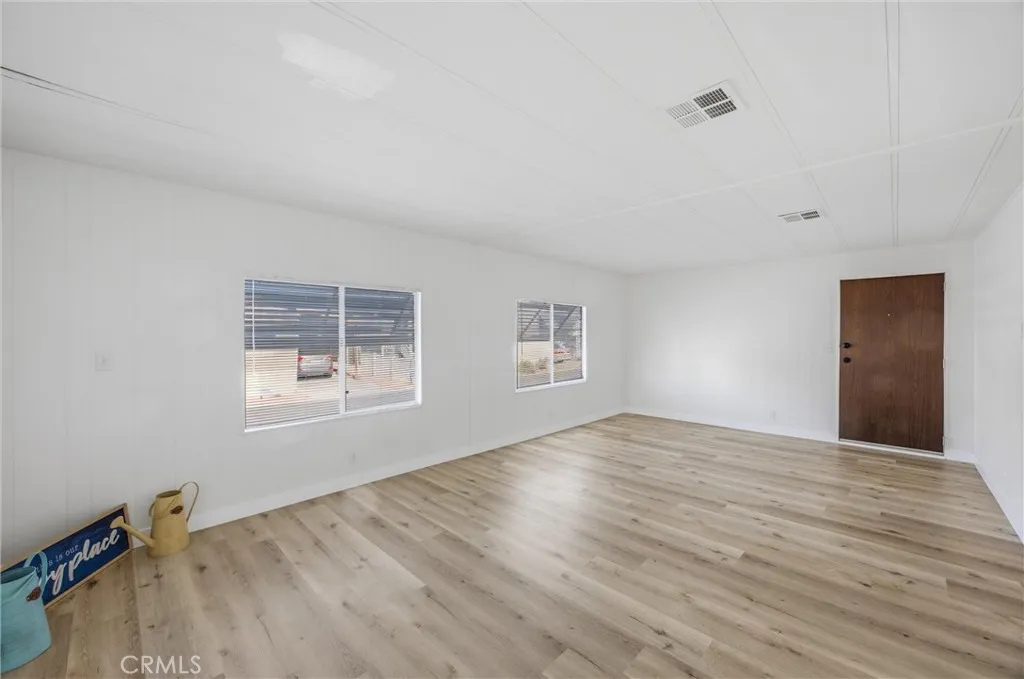 13393 Mariposa Road 81, Victorville, California 92395 — photo 5
