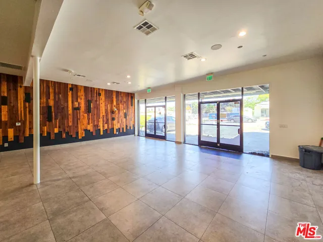 7028 Foothill Boulevard B, Los Angeles, California 91042 — photo 5