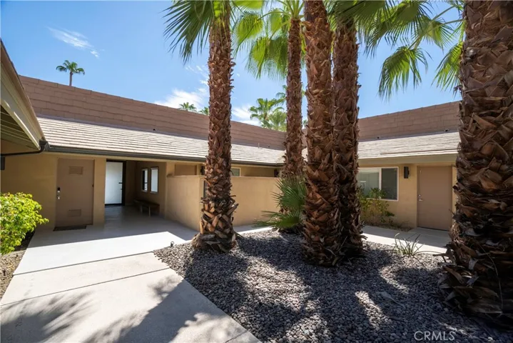 555 S Thornhill Road 4, Palm Springs, California 92264 — photo 4