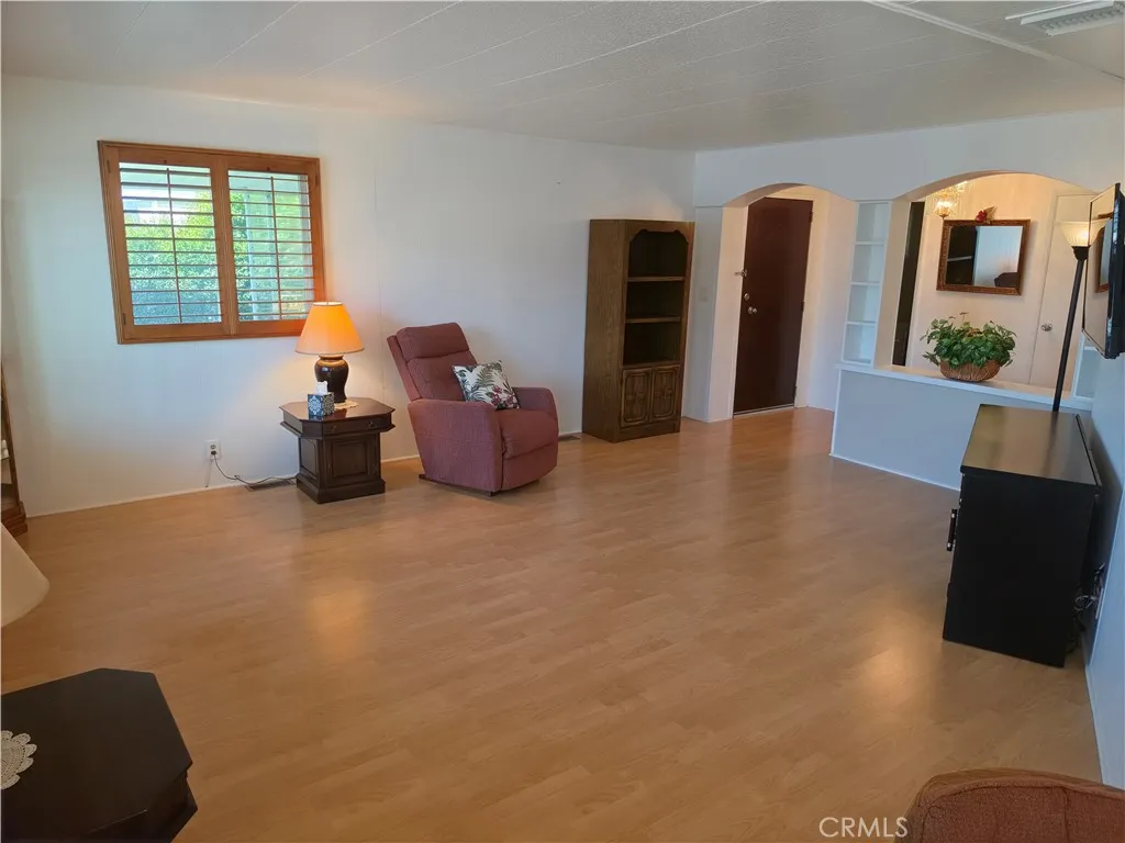 8901 Eton 90, Canoga Park, California 91304 — photo 4