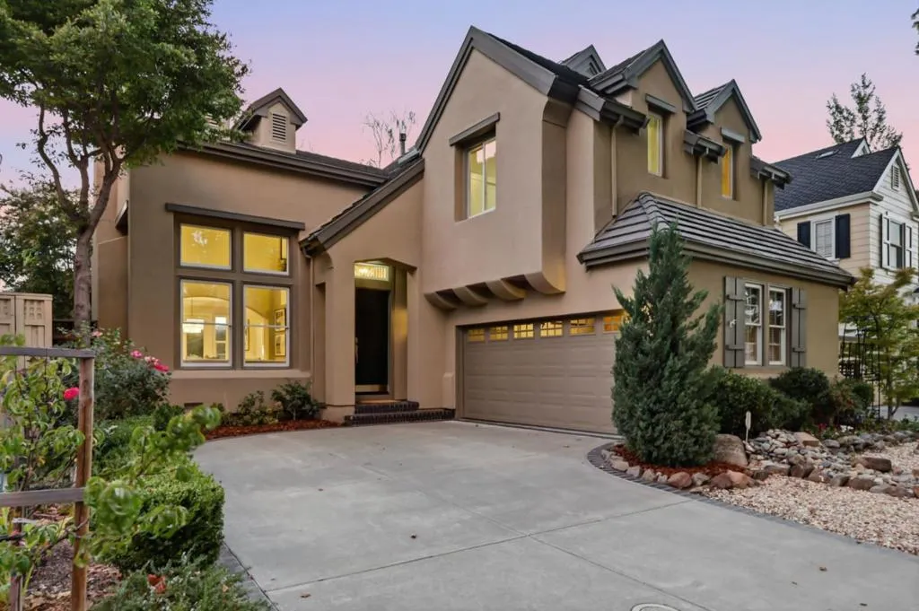 1511 Rosecrest Ter