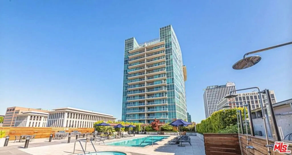 3785 Wilshire Blvd