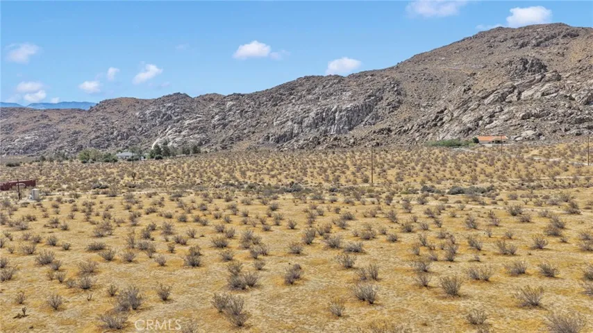 14 Center Street, Lucerne Valley, California 92356 — photo 4
