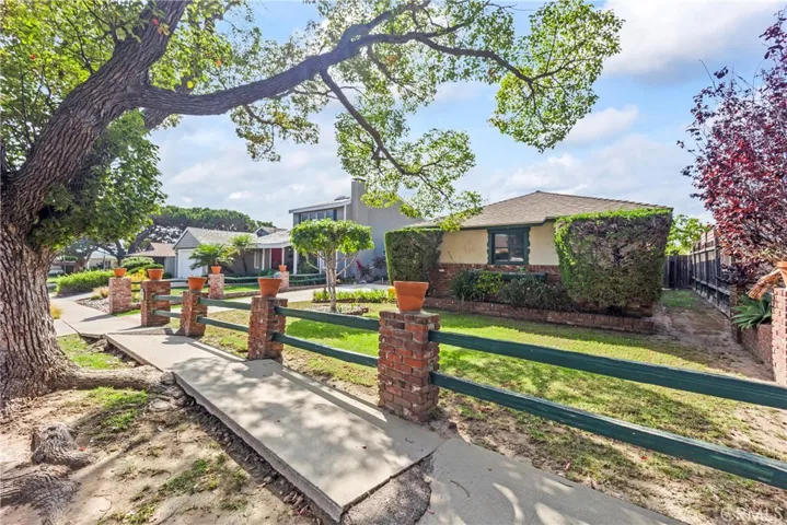12833 Indianapolis, Los Angeles, California 90066 — photo 4