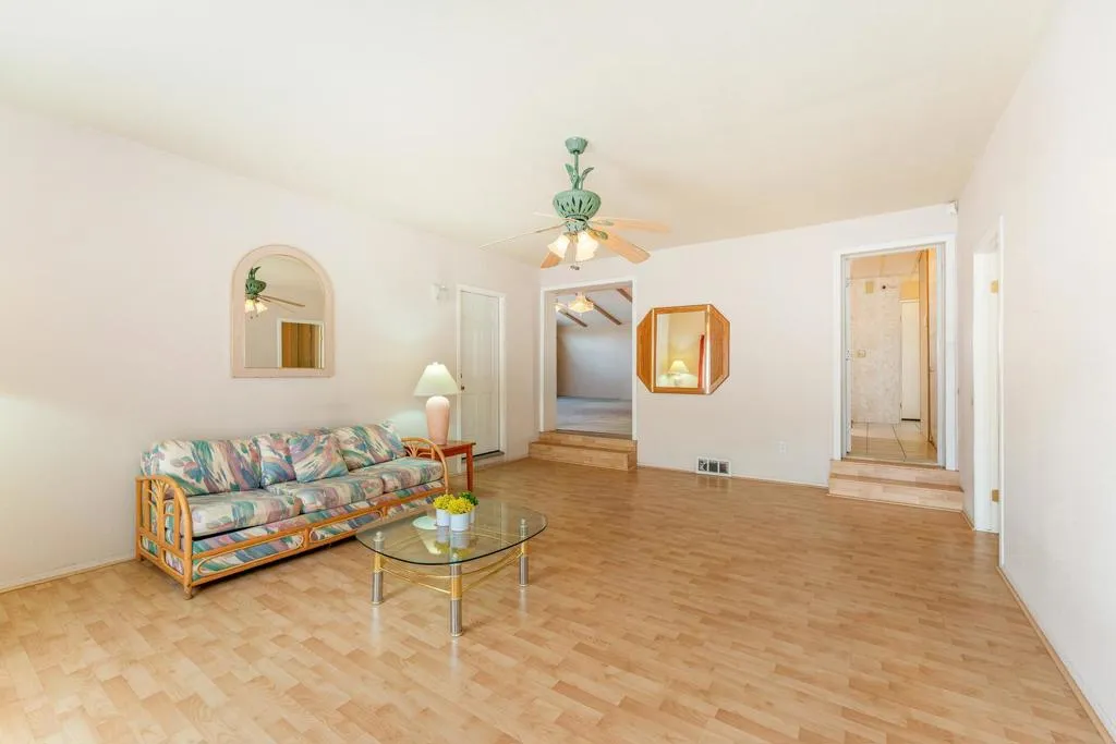 166 Larson Dr_Great Room