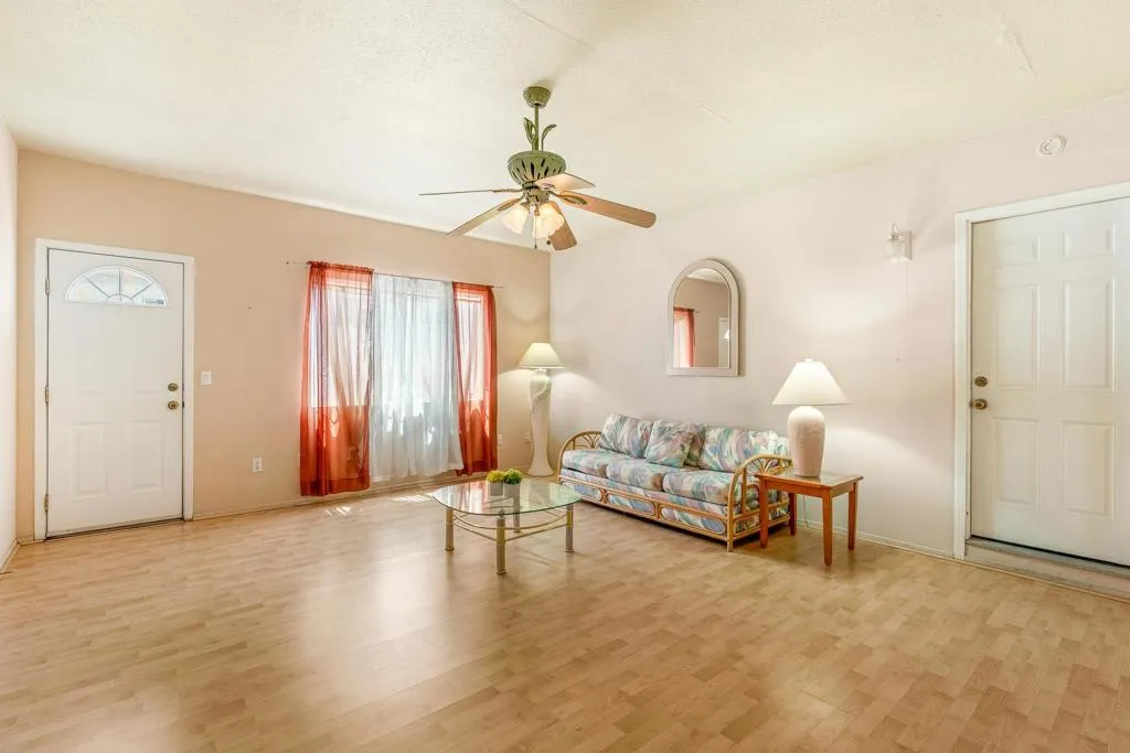 166 Larson Dr_Great Room