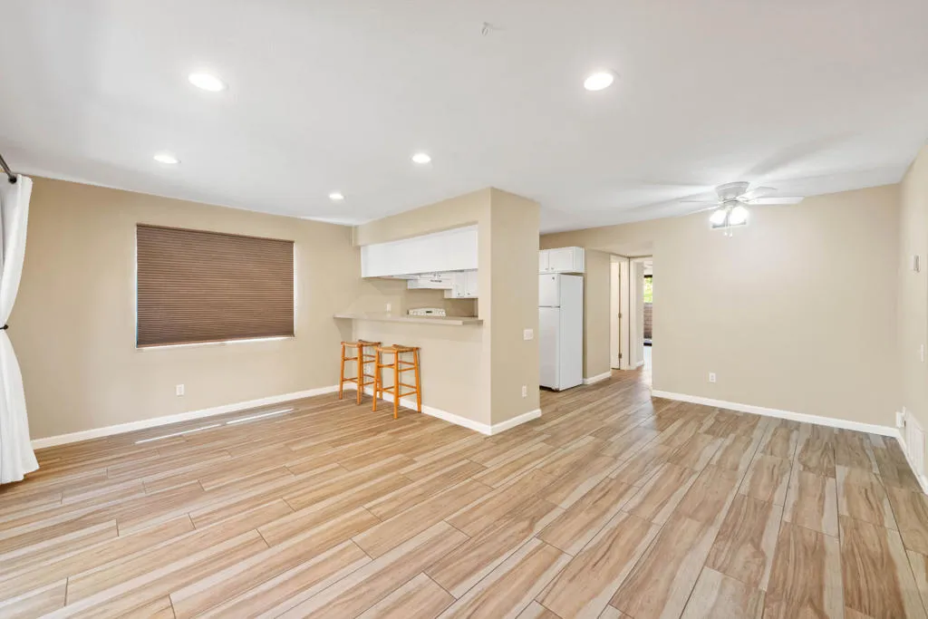 291 E Mel Avenue E 200, Palm Springs, California 92262 — photo 5