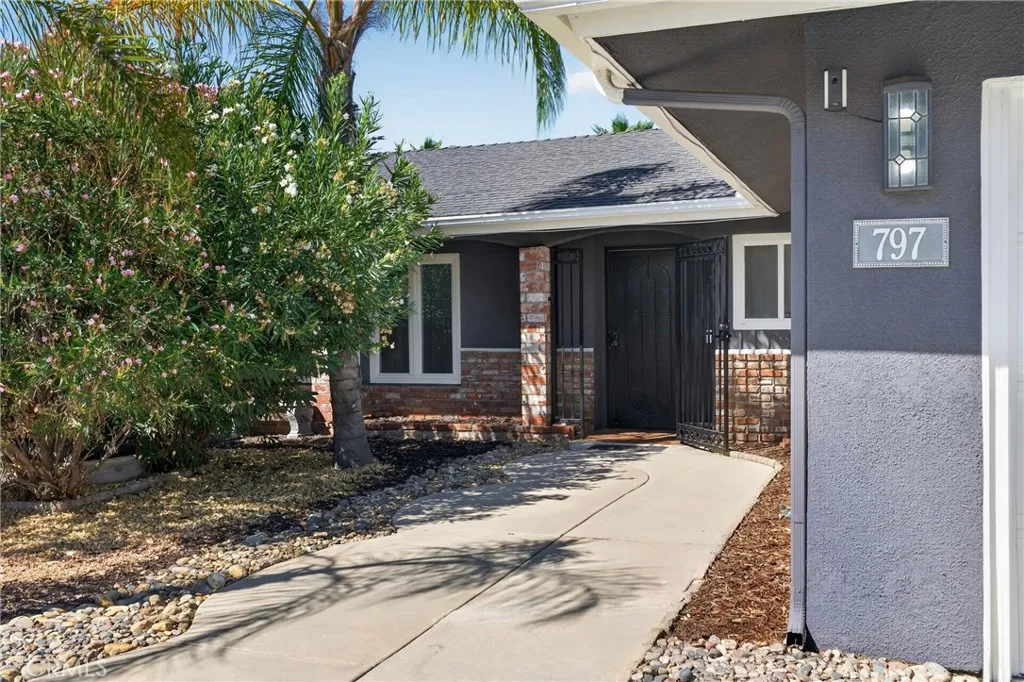 797 S Juanita St, Hemet, California 92543 — photo 4