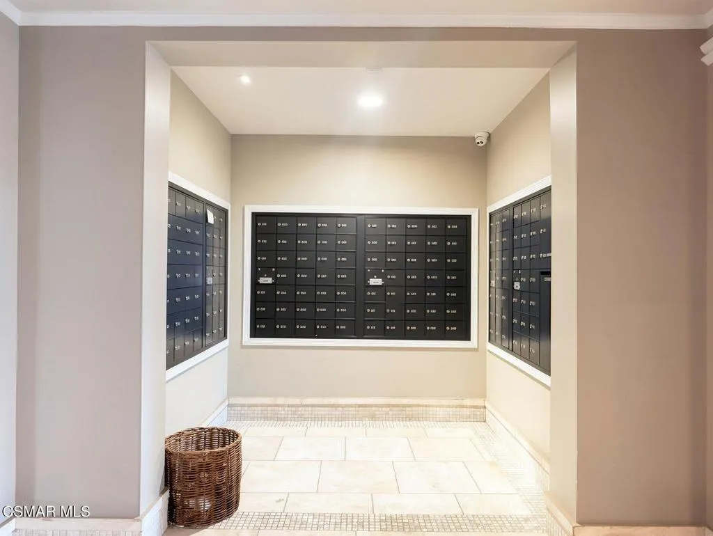 Mailbox Mailbox