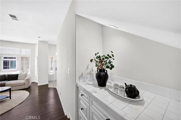 2825 Plaza Del Amo 102, Torrance, California 90503 — photo 5