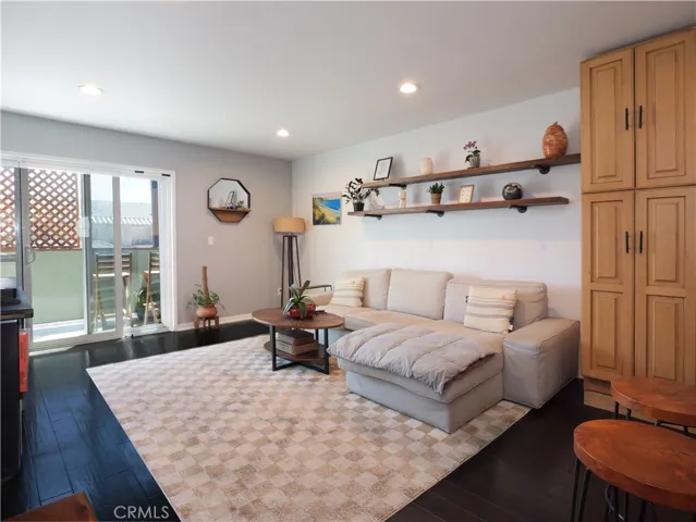 Family Room 1