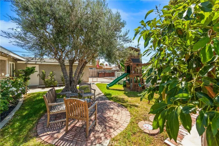 2972 Teakwood Place, Costa Mesa, California 92626 — photo 4