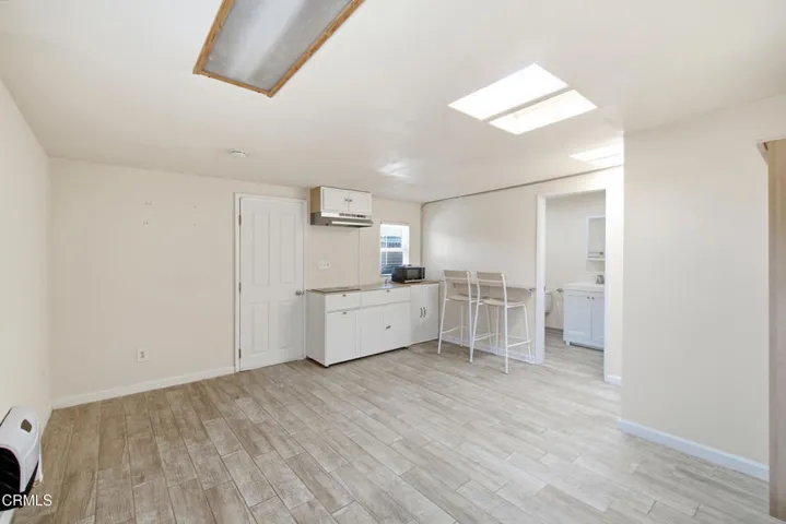 37_main living space