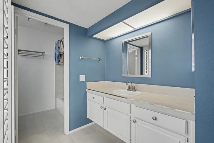 36075 Paeo Circulo-40