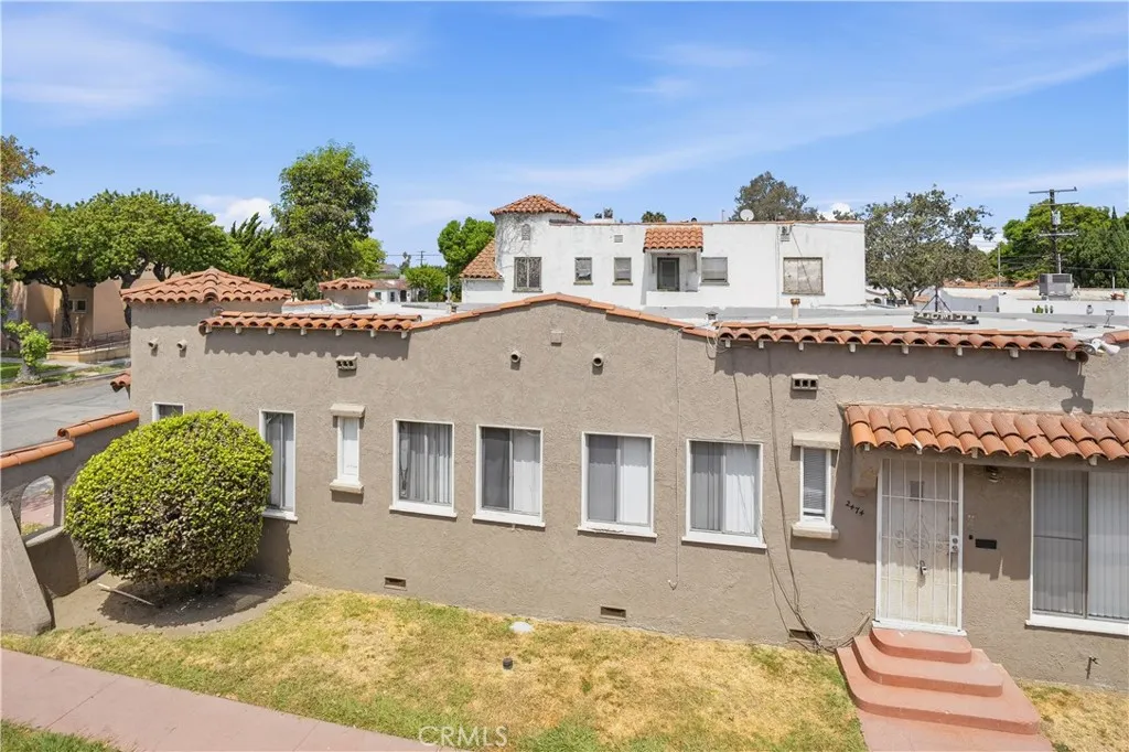 2472 Chestnut Avenue, Long Beach, California 90806 — photo 4