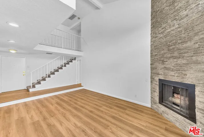 4311 Colfax Avenue 215, Studio City, California 91604 — photo 4