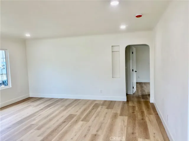 6308 Albany, Huntington Park, California 90255 — photo 4