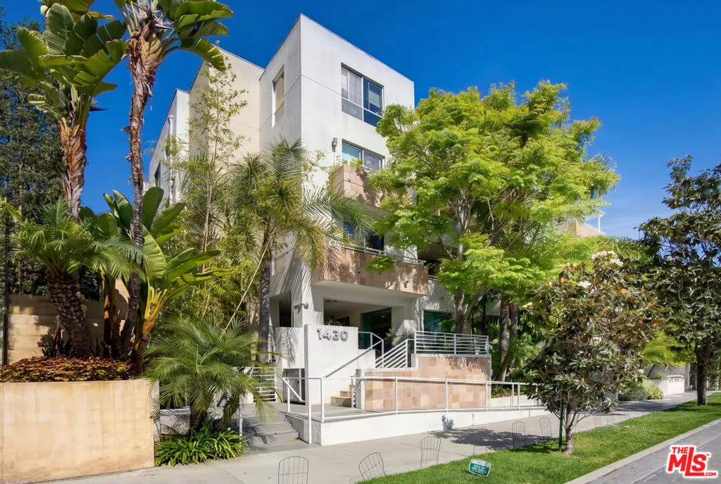 1430 S Beverly Glen Blvd