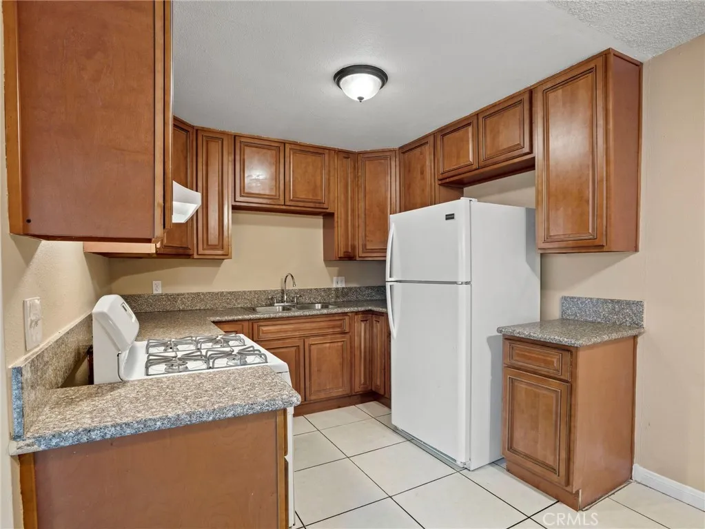 7037 Milton 3, Whittier, California 90602 — photo 5