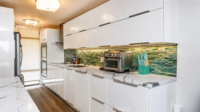 4265 Marina City Drive 811, Marina Del Rey, California 90230 — photo 4