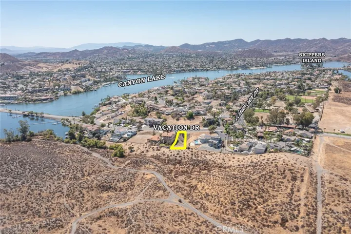 35302101 Vacation Drive, Canyon Lake, California 92587 — photo 4