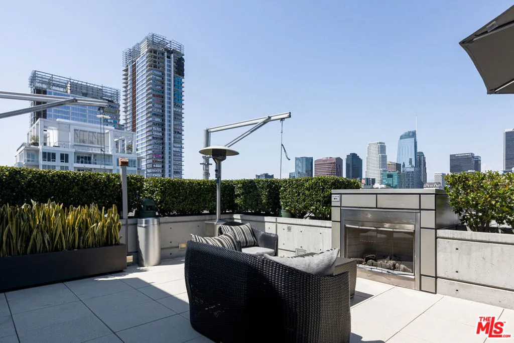 Outdoor Lounge