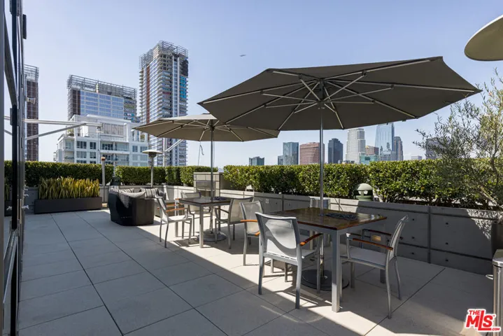 Outdoor Lounge