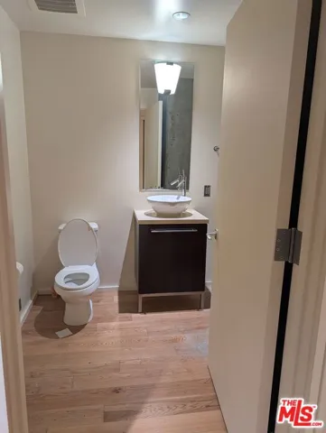 2nd Bathroom